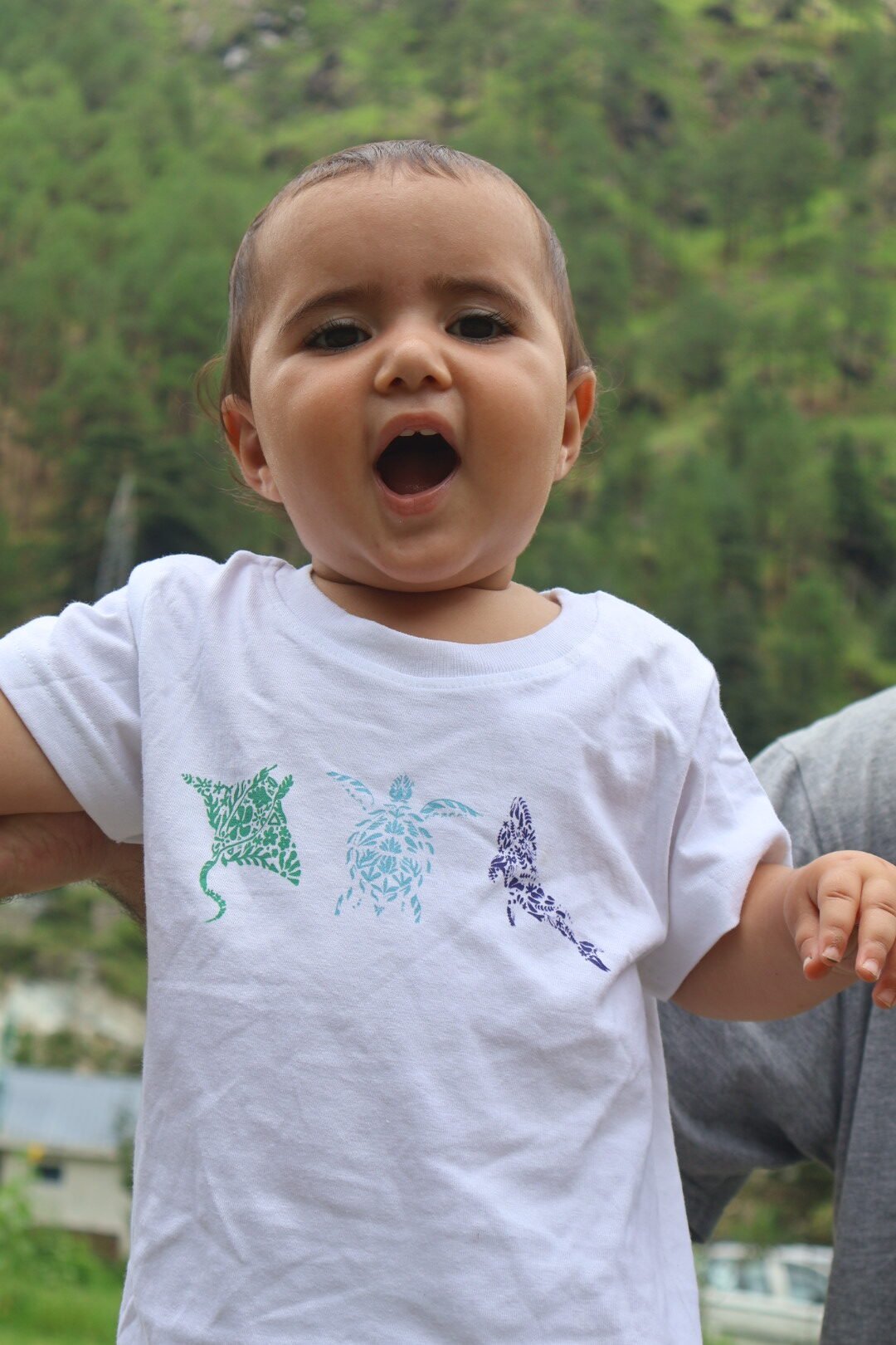 3 Shirts Bundle - Image 2