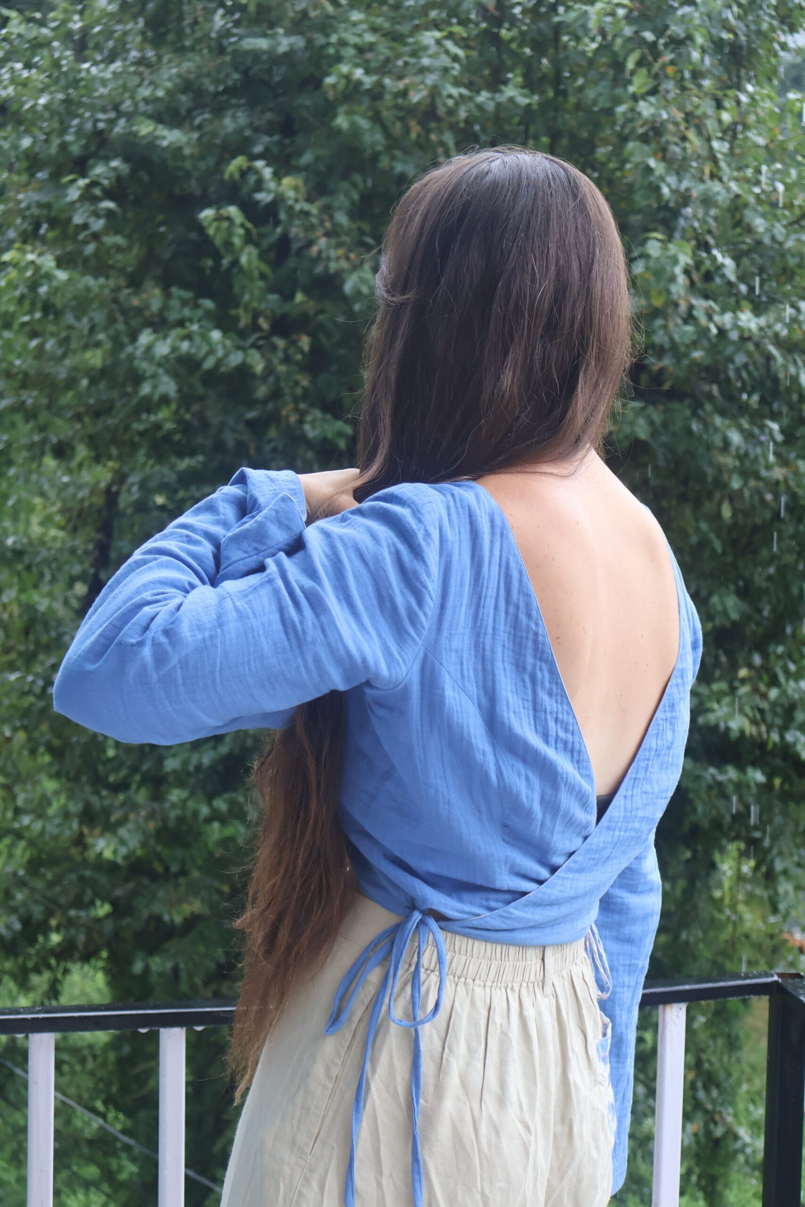 Blue Flower Flip Shirt - Image 4